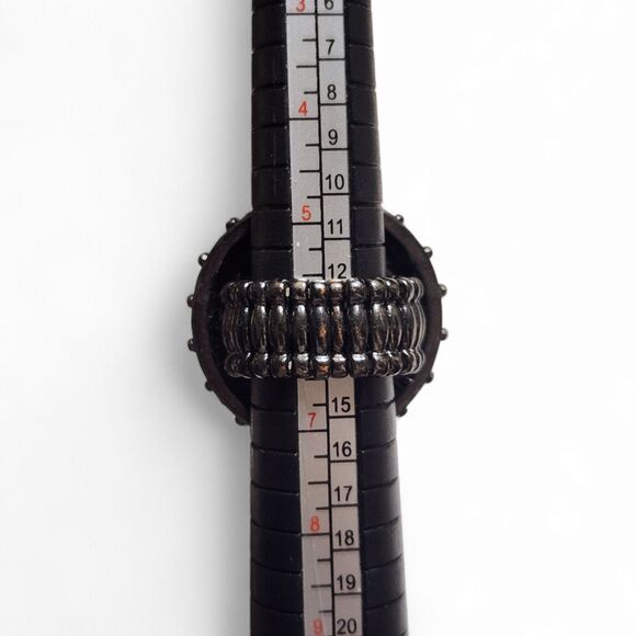 Vintage Citron Green Dome Stretch Ring, Metallic Graphite Black Stretch Band - Picture 5 of 5